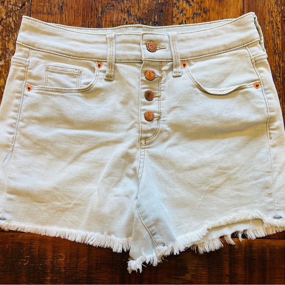 Universal Thread High-Rise Frayed Hem Denim Shorts